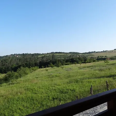 Ivanini Apartman *