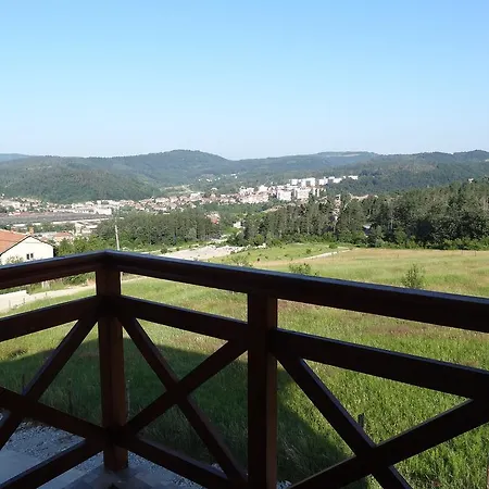 Ivanini Tryavna