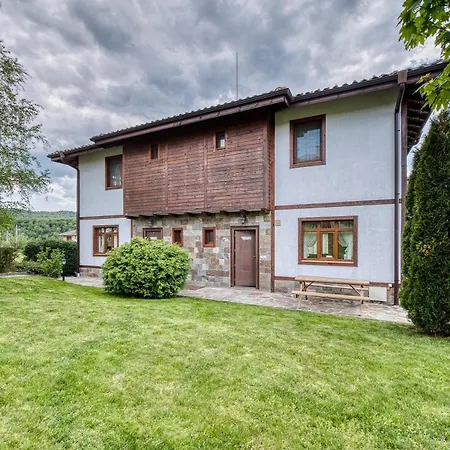 Apartamento Ivanini Tryavna